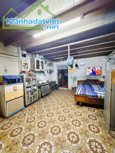MẶT TIỀN HOÀNG DIỆU VIP Q4 
NGANG 4.2 X 26 CÓ 150 TRIỆU M2 - 2