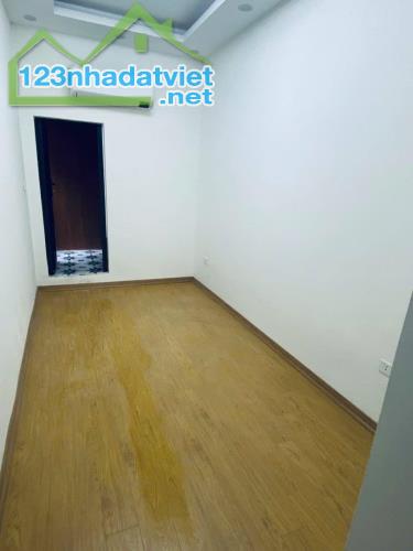 BÁN NHÀ NGÕ PHỐ MINH KHAI - HAI BÀ TRUNG - 2 TỶ HƠN- 20M2 - 3 TẦNG-2 NGỦ - 4