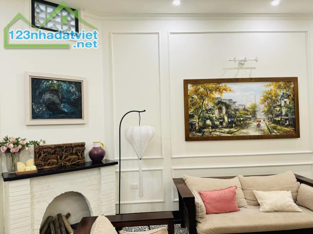 Cho thuê nhà phân lô bàn cờ 28b Điện Biên Phủ 60m, 3 tầng mặt tiền 4m - 1