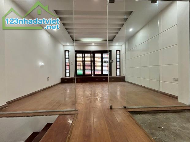 Cho thuê nhà MỚI ĐẸP KĐT Văn Quán 80m x 4 tầng 23 triệu 0903409888 - 4