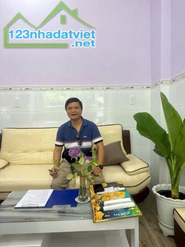 Bán nhà mặt phố Minh Phụng, Q.11, 106m², 14..x tỷ, sổ hồng 
急售：140亿-明凤街106㎡-3层-11区-红本 - 4