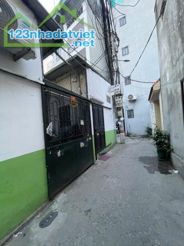 Giá đầu tư bán 100M đất lô góc giáp nhị hoàng mai