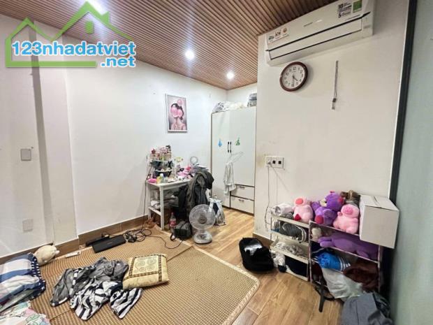 # Nhà Kiệt 2.5m gần Thái Thị Bôi, Ô tô đậu 20m, 32m2, gác đúc sạch đẹp, 2.3x tỷ - 1