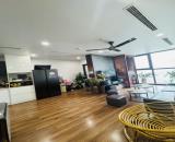 Cần bán căn chung cư khu vực Cầu Giấy siêu vip siêu đẹp DT: 86m2. Giá 8,95 Ty