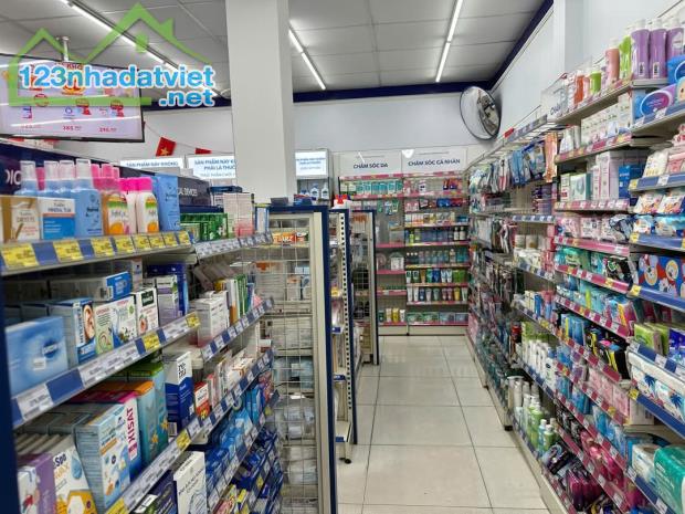 Bán nhà mặt phố Văn Cao, Ba Đình 50m2, 5 tầng, kinh doanh đỉnh, chỉ 36 tỷ. - 3