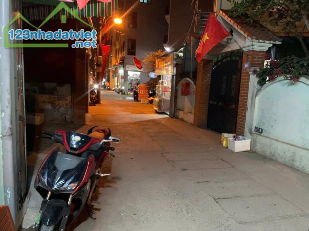Cho thuê cửa hàng mặt phố Đình Quán, Phường Phúc Diễn , Bắc Từ Liêm, HN - 2