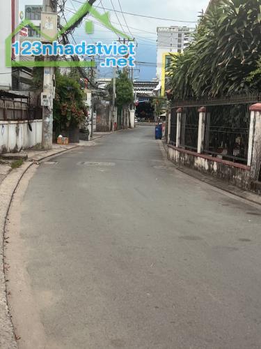 HẺM TẢI PHAN VĂN HỚN – 4x15M – NHÀ 3 TẦNG KIÊN CỐ – GIÁ NHỈNH 6 TỶ TL