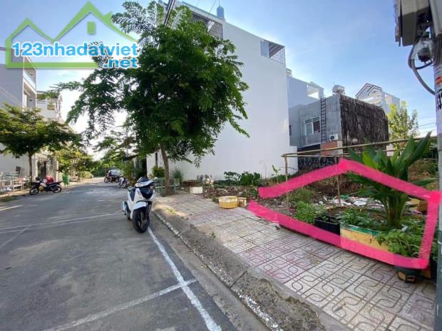 BÁN GẤP ĐẤT TRONG KHU DÂN CƯ NGUYỄN HỮU TRÍ - 100 M2 - 650 TR - 1