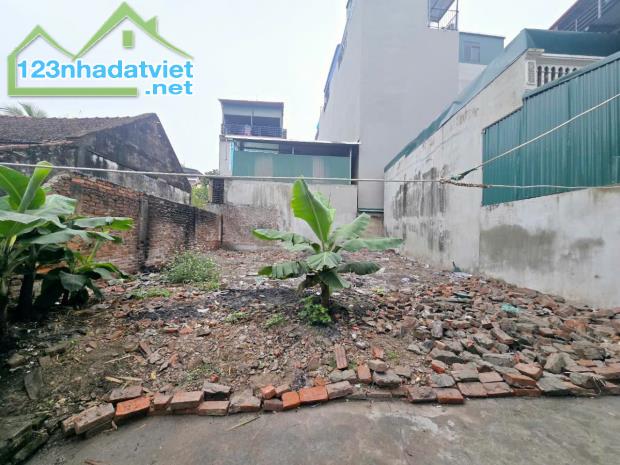 BÁN ĐẤT THẠCH BÀN - DIỆN TÍCH RỘNG - XÂY CHUNG CƯ MINI - GIÁ RẺ NHẤT KHU VỰC - 96M2 GIÁ HƠ