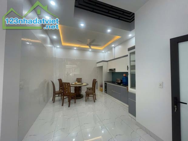 Mrs Tâm Bán nhà 4 tầng Himlam, Hùng Vương, Hồng Bàng, Hải Phòng. 48m2- 3,8 tỷ - 2