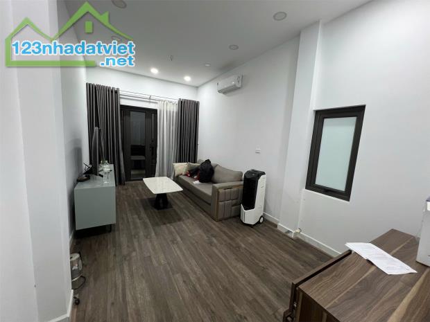 Nhà Đẹp- Giá tốt CHÍNH CHỦ CẦN BÁN NHANH NHÀ tại quận Tây Hồ, TP HN - 2