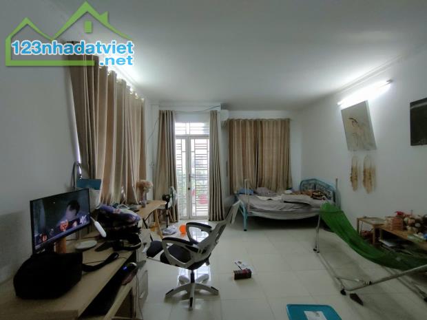 NHÀ 2 TẦNG – HẺM XE HƠI – KHU VIP HIỆP BÌNH PHƯỚC – NGANG 6M – 96M² – GIÁ CHỈ 6.5 TỶ - 3