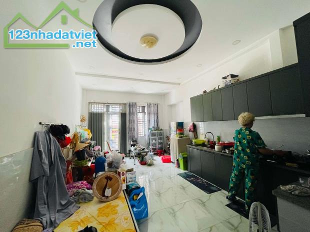 Bán nhà 2 mặt hẻm Nguyễn Thái Sơn P.4 Gò Vấp 70m2 ngang 4.4m giá 7.5 tỷ - 3
