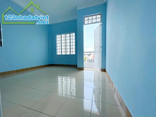♪ Nhà Kiệt 3m Cù Chính Lan Ô tô đậu 30m, 33m2, 3 tầng cứng đẹp, 2.59 tỷ - 1