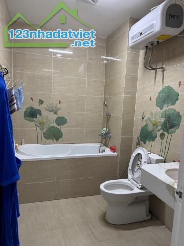 Bán căn hộ cao cấp tòa A10 Nam Trung Yên – Vị trí đắc địa, full nội thất - 2
