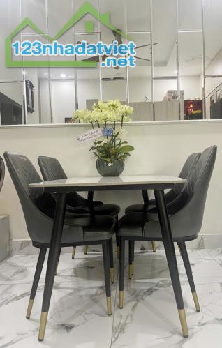 Bán nhà mặt tiền phú nhuận phường 7 khu phan xích long nhà 4 tầng sổ vuông chỉ 17,5 tỷ - 2