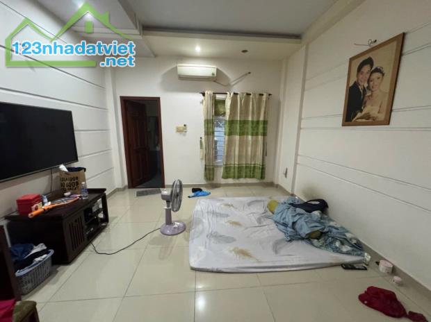 Mặt tiền đường số 14 P.8 GV - 5 tầng 68m2 - Nhỉnh 12 tỷ - 4