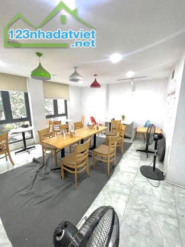 CHDV:LƯƠNG THẾ VINH -THANH XUÂN. +DT: 71M2 X 9T X 5.2M.MT - 2