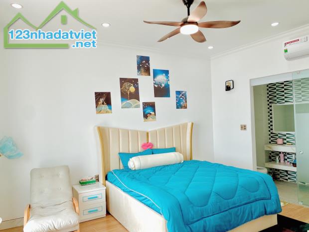 BÁN BIỆT THỰ MẶT BIỂN PHƯỚC TỈNH VIEW CỰC ĐẸP - 1