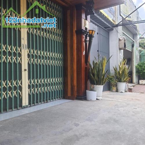 Nhà MT 2 tầng 367m², Nở hậu, Đ.16m –Hà Huy Giáp Q12