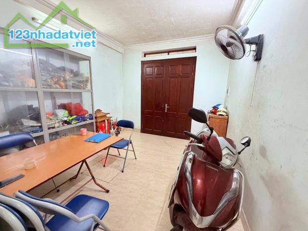 BÁN NHÀ CÔ NHUẾ - MẶT TIỀN 3.5M- 5 TẦNG DÂN XÂY CHẮC CHẮN - 5.95 TỶ - 2