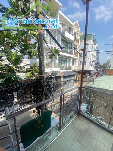 Nhà hẻm xe hơi đường Tân Hương, Tân Phú, gần chợ Tân Hương, DT 54 m2, 2 lầu chỉ 4,99 tỷ. - 1