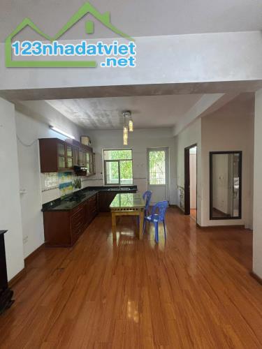 Bán căn hộ chung cư thang bộ Việt Hưng-Long Biên-78m 2n1wc-2 ban công mát mẻ-giá 3.3 tỷ - 3
