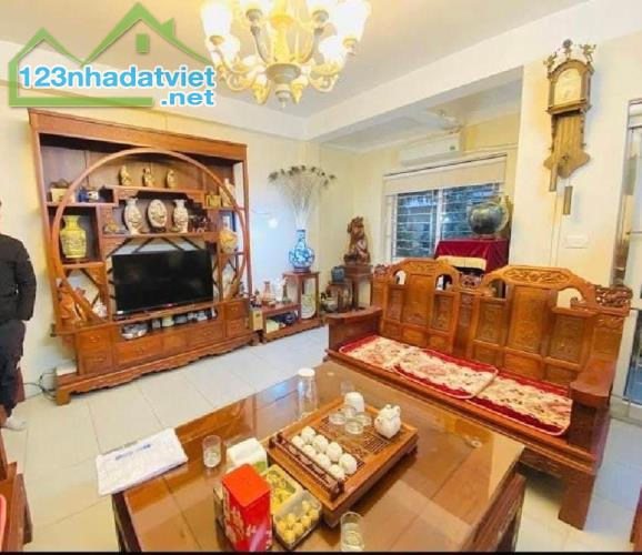 BÁN NHÀ 64M, MT 5M, LÔ GÓC, SÁT PHỐ, Ô TÔ TRÁNH, KINH DOANH ĐỈNH QUẬN CẦU GIẤY CHỈ 26 TỶ.