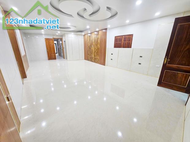 ĐỈNH CHÓP NHÀ THÁI HÀ 7 TẦNG THANG MÁY, RA MP 15M, OTO TRÁNH, GARA OTO 7C| DỰ BAY NHANH - 2
