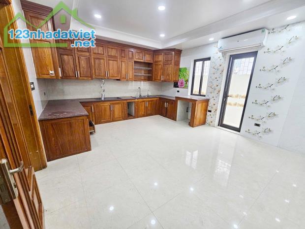 ĐỈNH CHÓP NHÀ THÁI HÀ 7 TẦNG THANG MÁY, RA MP 15M, OTO TRÁNH, GARA OTO 7C| DỰ BAY NHANH - 4