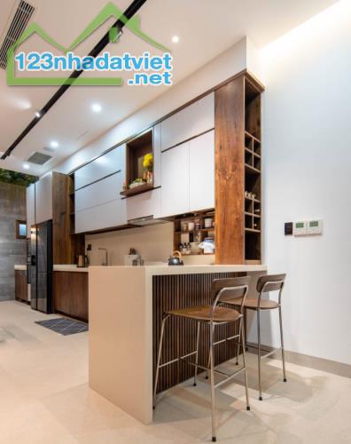 NHÀ MẶT PHỐ NGHI TÀM – 60M² – MẶT TIỀN 5.2M – GIÁ CỰC TỐT CHỈ 21.5 TỶ! - 2