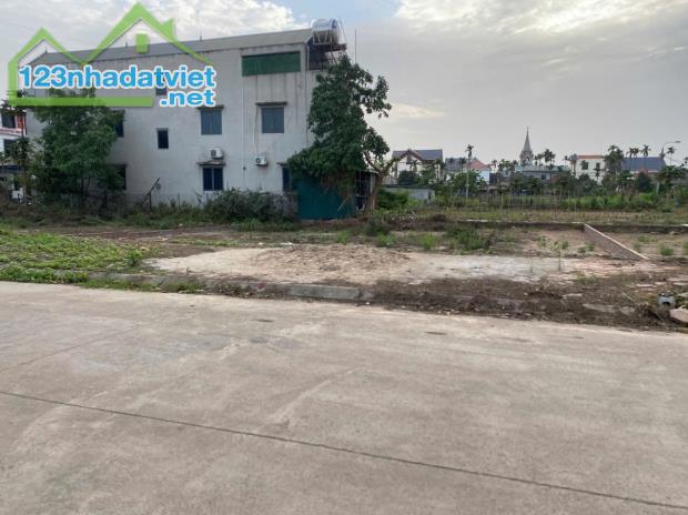 Bán 3 ô liền kề trục chính Hạ Bạn 306, mt 18m, 7.9 tỷ - 5