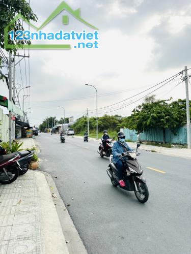 Bán Nhà mặt tiền kinh doanh Bùi thị Lùng. TT Hóc Môn. 60m2, 2 Tầng, Đường 12m kinh doan - 4