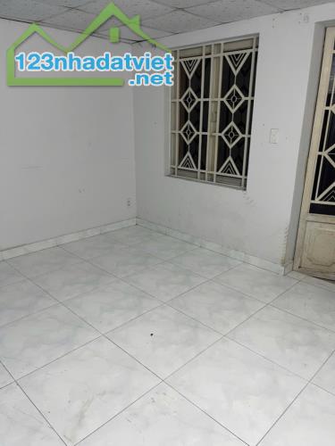 Bán Nhà mặt tiền kinh doanh Bùi thị Lùng. TT Hóc Môn. 60m2, 2 Tầng, Đường 12m kinh doan - 1
