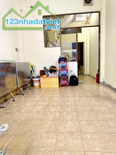 8 TỶ NHÀ QUẬN 10 - HẺM 7M LÊ HỒNG PHONG - GẦN CHỢ HOA - 43M2 3 TẤM VUÔNG - MỞ VP CTY ĐẸP - 1