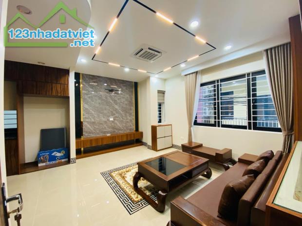BÁN BIỆT THỰ LIỀN KỀ - KĐT MỄ TRÌ THƯỢNG - ĐẠI LỘ THĂNG LONG Diện tích: 76m² x 4 tầng - 3