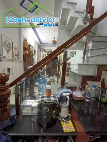 Bán nhà Phùng Tá Chu, gần Tên Lửa, An Lạc A, Bình Tân, 35m² - 3.7x11 - 2 tầng, chỉ hơn 3