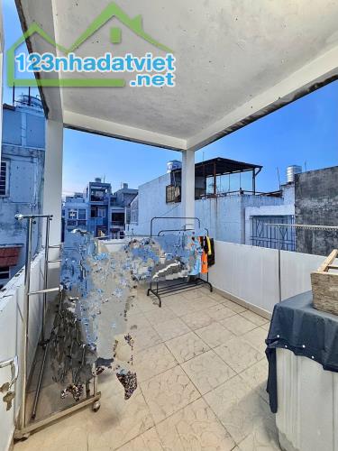 7 TỶ HƠN NHÀ QUẬN 10 - KHU TÔ HIẾN THÀNH - HẺM AN NINH - 46M2 3 LẦU ĐÚC 4PN ĐẸP - 4
