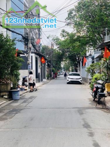 CẦN BÁN GẤP - NHÀ ĐẸP 10 PN HƯƠNG LỘ 2, BÌNH TRỊ ĐÔNG A, BÌNH TÂN - NHỈNH 12 TỶ - 2