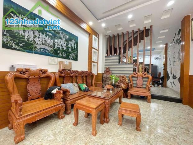 BÁN NHÀ SIÊU ĐẸP TÂN PHÚ 80M.4 TẦNG .5PN.2 GIẾNG TRỜI FULL NỘI THẤT.8.85TỶ - 4