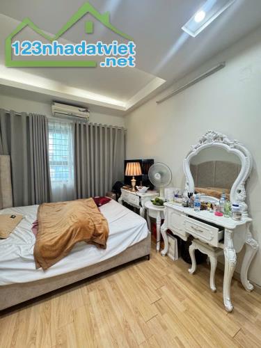 Chung cư KIM VĂN KIM LŨ - NGIÊM XUÂN YÊM 66m 3,25 tỷ, 2 ngủ, 2 vệ sinh, full nội thất - 2