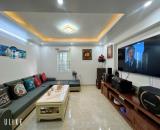 Bán nhà riêng, đường Chợ Hàng, 4 tỷ, 45 m2,Ngõ 4m, vị trí đẹp hot!