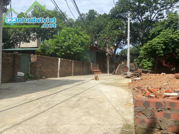 Chính chủ#B.án LÔ GÓC Xóm Thượng Cổ Loa 80m , MT 6M , Đường 6m , 💰 đầu tư - 2