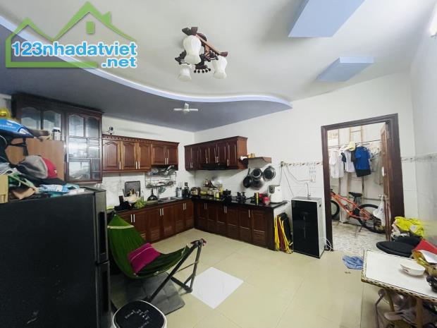 🏠 BÁN GẤP Nhà Mặt Tiền Đường 10m-102M2- 2Tầng BTCT, Huỳnh Thị Hai, Q12, Giá CHỈ 6.2 TỶ 📍 - 2
