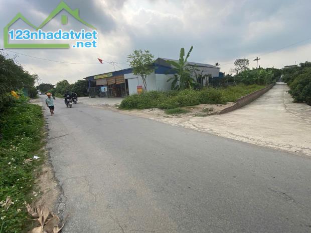 bán đất xã Thanh Hồng, Thanh Hà đường ô tô tránh 330m x 10m chỉ 10,2 tỷ. – Sổ đỏ sang tên