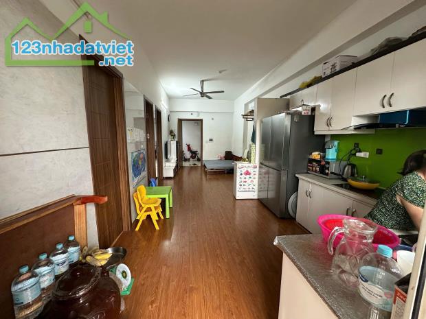 Chủ cần tiền muốn bán nhanh căn hộ chung cư ở KĐT Thanh Hà Cienco5- 65m2 - 2