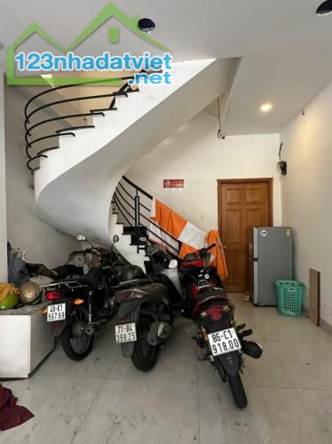 BÁN NHÀ BÌNH THẠNH OTO VÀO NHÀ 60M2 4 TẦNG NGANG 4.2M 7PN CHDV KD ĐỈNH XÔ VIẾT NGHỆ TĨNH - 2