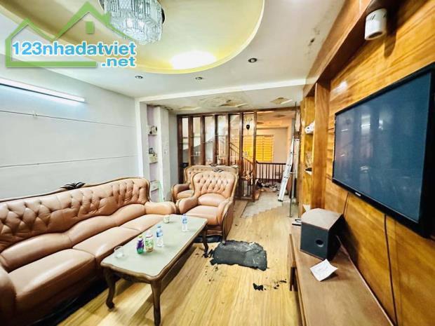 Bán nhà Pháo Đài Láng 44m2 xây dựng 5 tầng - 2