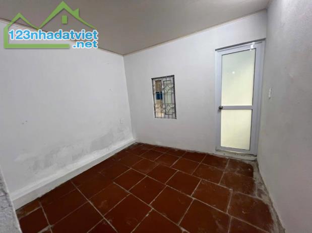 Bán nhà Trương Định 30M2 x3T -4,79 Tỷ sổ riêng-gần phố - 3