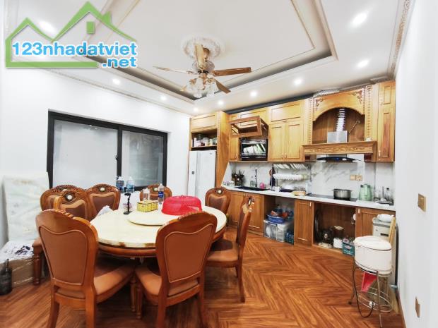 Siêu phẩm 5 tầng Việt Hưng, Thang máy, nội thất đẳng cấp, Gara ô tô 95m, MT 6m, nhỉnh 22tỷ - 4